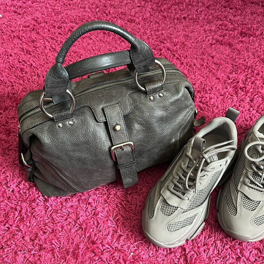 Grey Top Handel Handbag